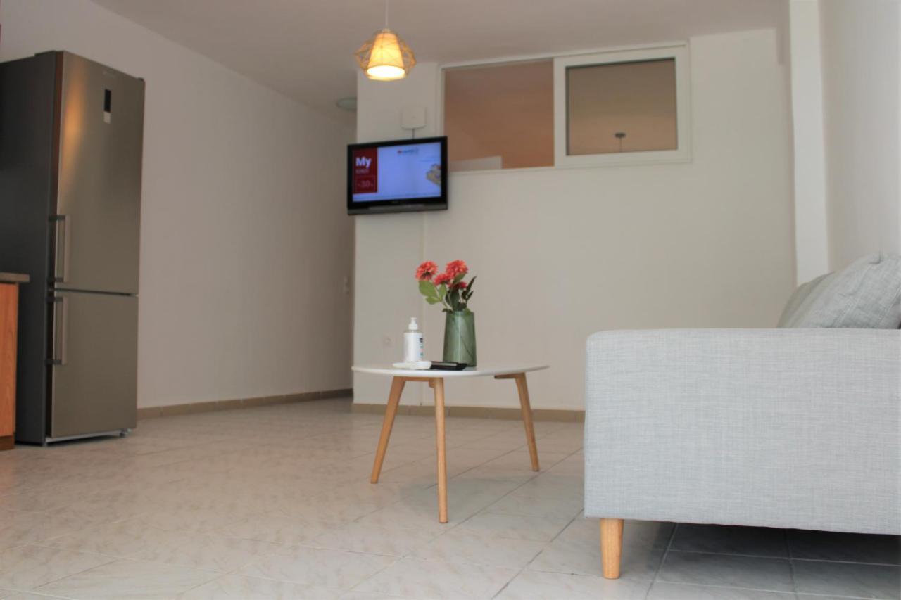 Kalamaki Plaza Apartments Экстерьер фото
